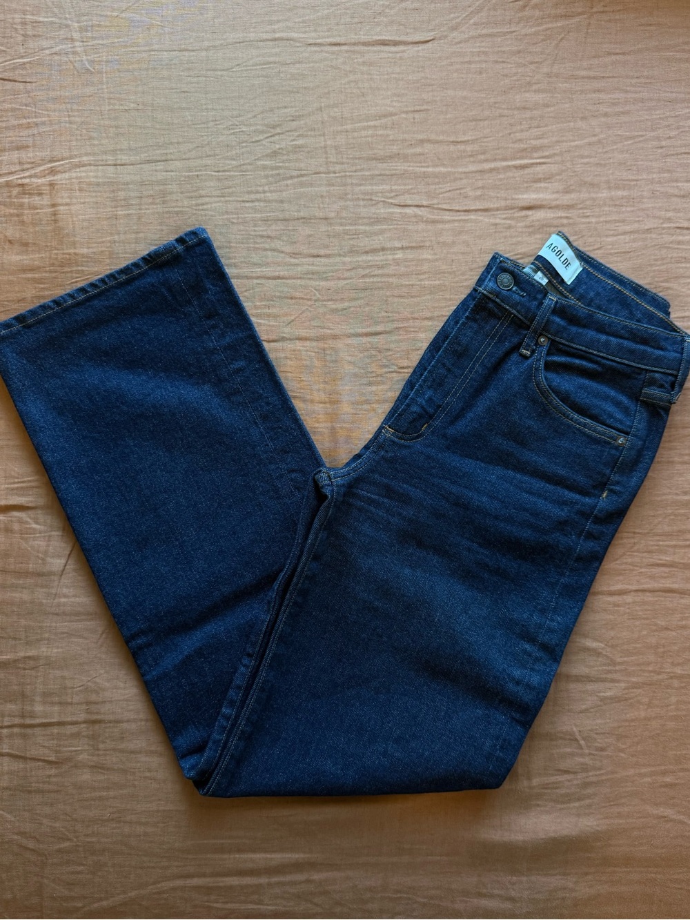 Agolde Harper Mid Rise Relaxed Straight Jeans in Reissue